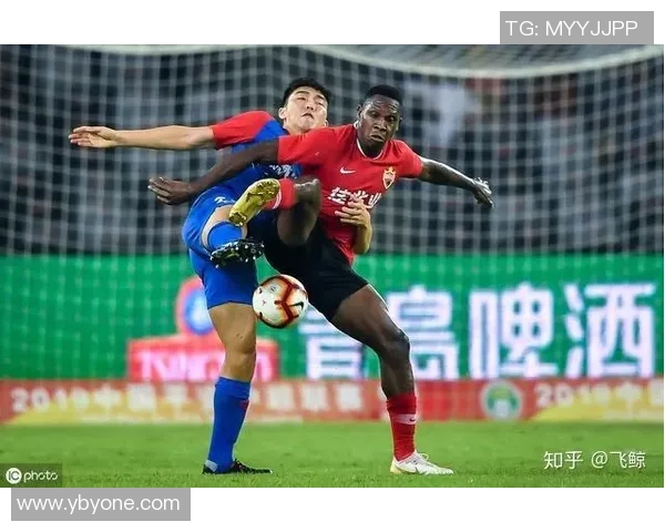 上海足球队的崛起之路:从默默无闻到总决赛的辉煌历程 上海足球队的崛起之路:从默默无闻到总决赛的辉煌历程