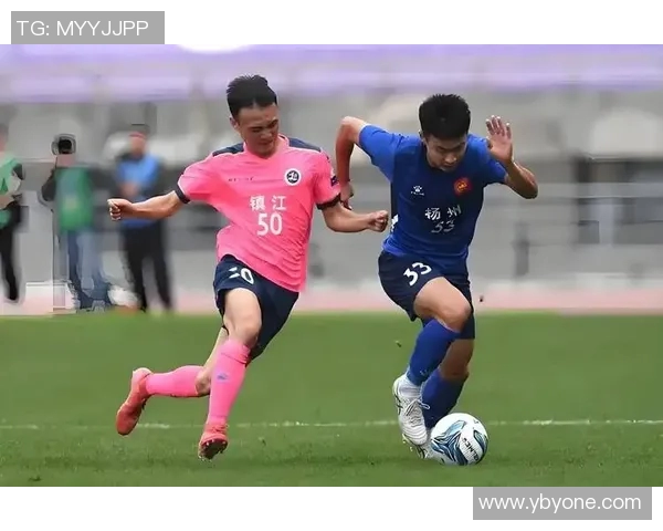 重庆足球队的速度变革引发热议推动中国足球新发展趋势