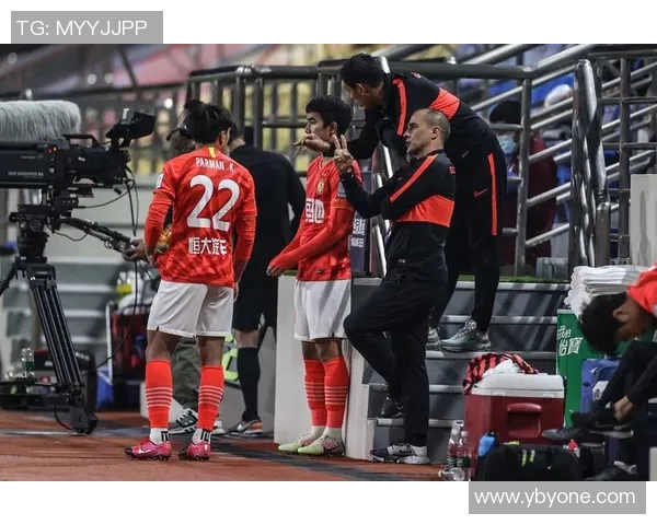 建业与恒大精彩对决比赛视频回顾及精彩瞬间分析