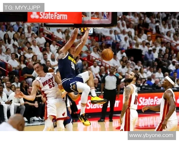 热火与篮网季后赛第四场激战回顾精彩瞬间与关键时刻分析