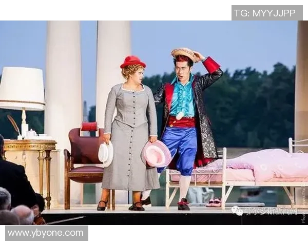 琼斯的传奇人生与不为人知的故事揭示了成功背后的艰辛与奋斗 琼斯的传奇人生与不为人知的故事揭示了成功背后的艰辛与奋斗