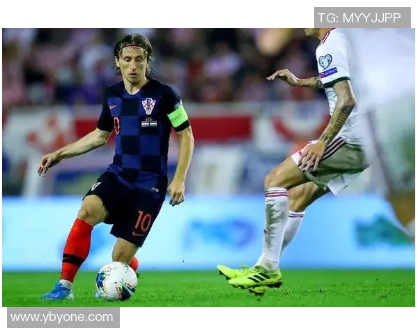 莫德里奇的足球传奇之路与他在世界足坛的影响力分析