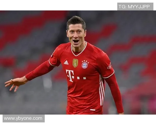 莱万欧冠表现惊艳10场打入12球射手榜领先稳获金靴